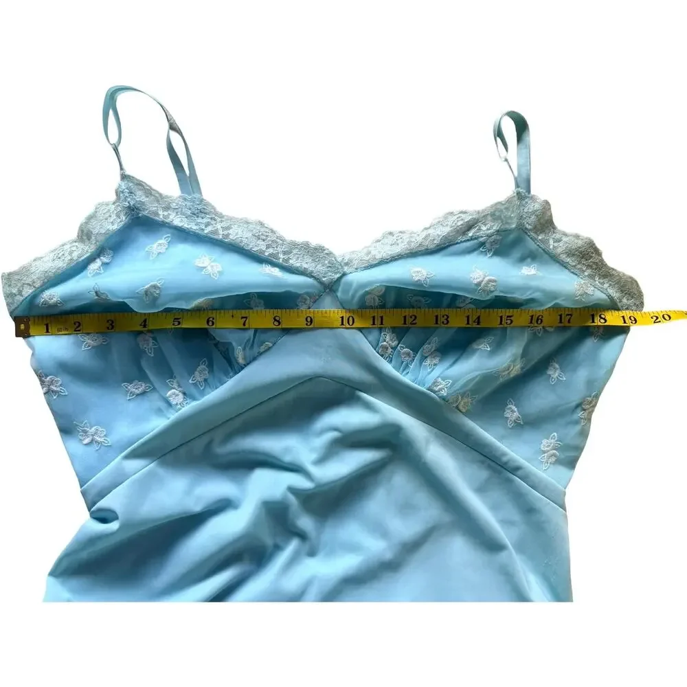 Vintage 1960s Rogers Baby Blue Nylon Tricot Full Slip Embroidered Lace Bodice 40